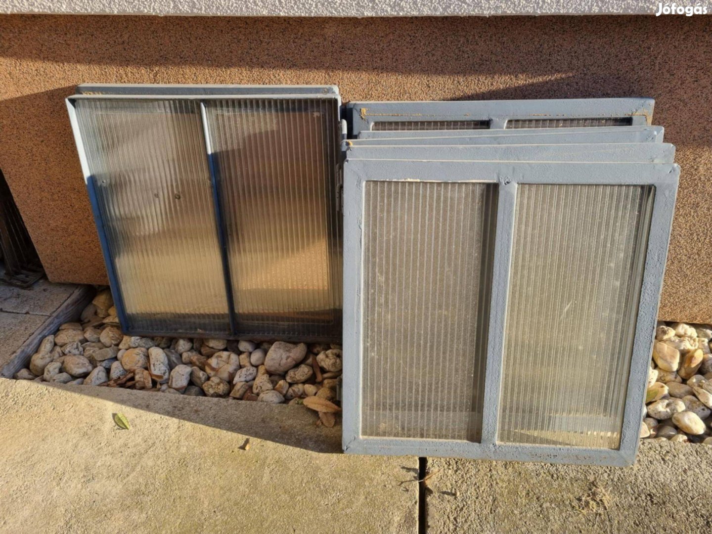 Szuterén ablak, pinceablak