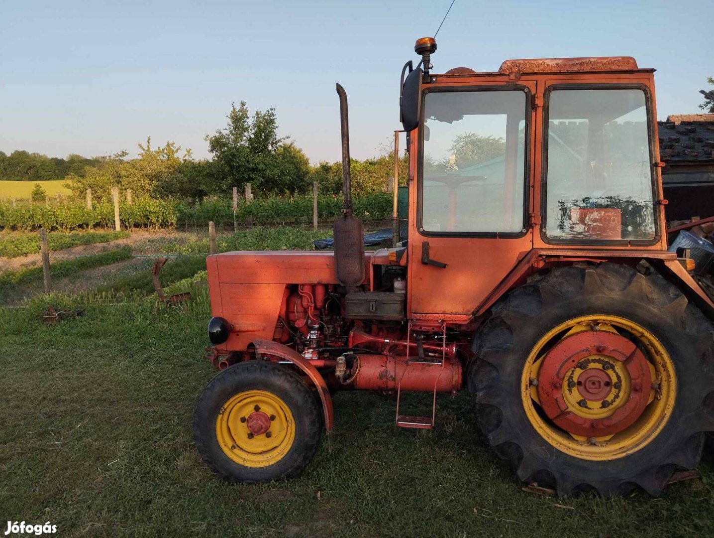 T25 kistraktor traktor 7 darab extrával
