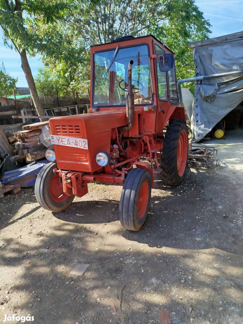 T25 traktor eladó.