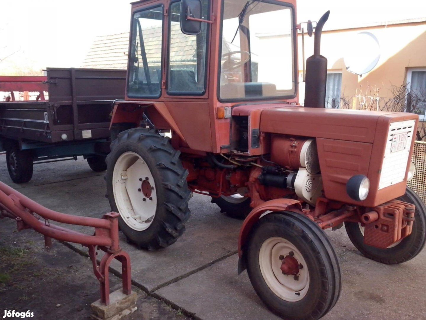T25 traktor és munkagépek