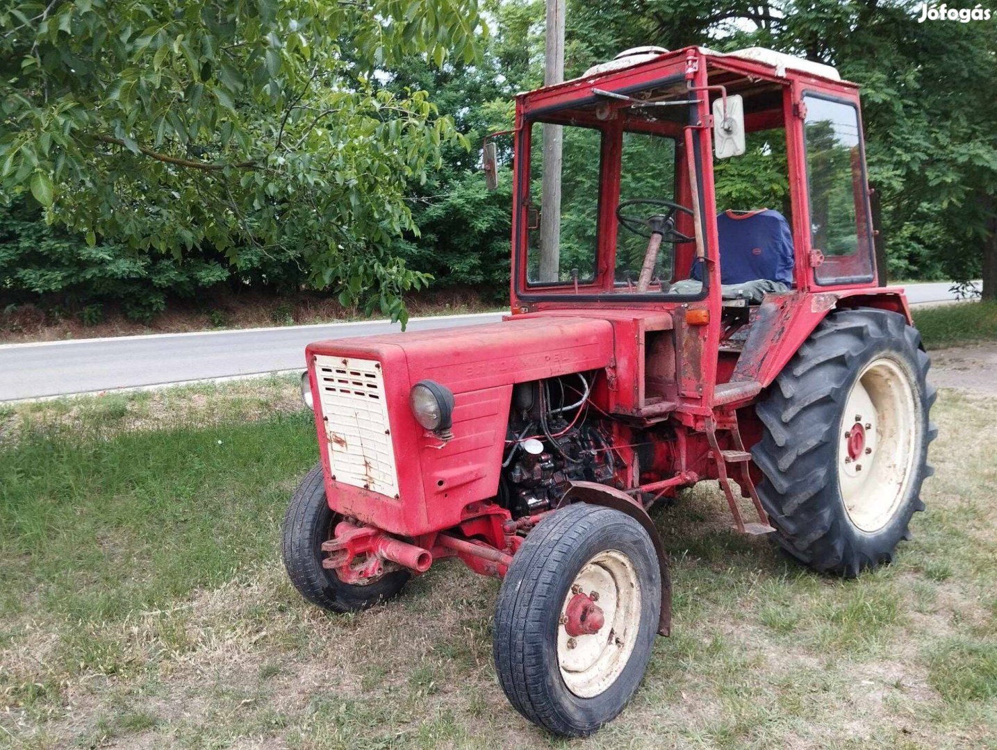 T25 traktor kistraktor motorhibás