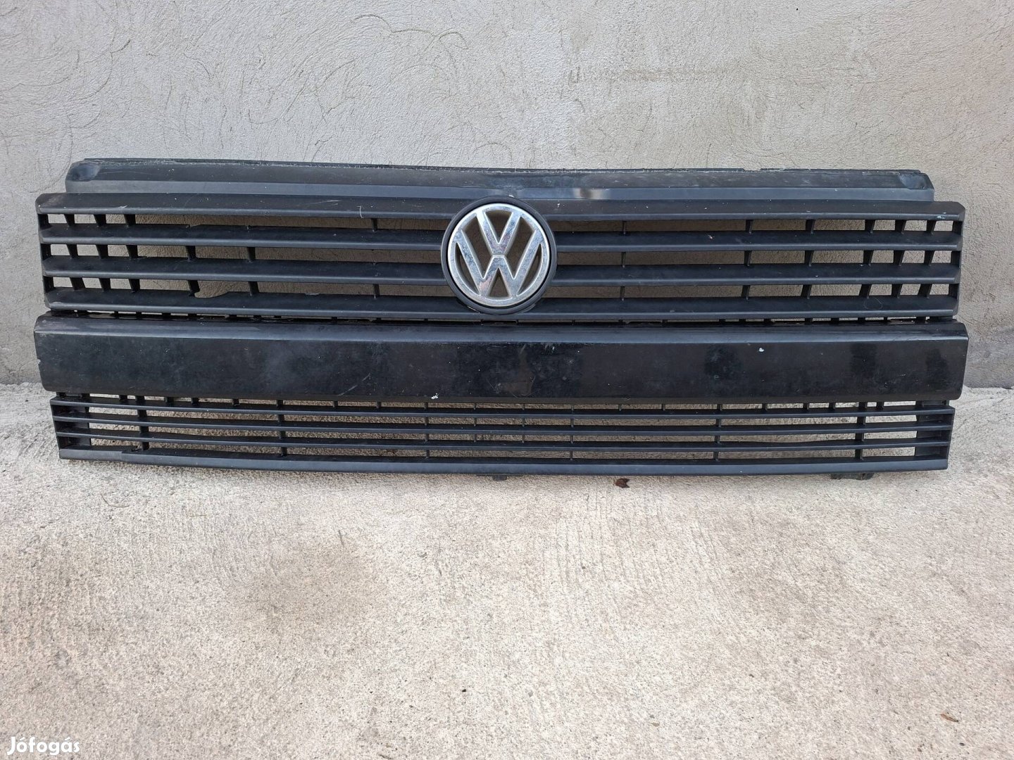 T4 2.4 D hűtőrács