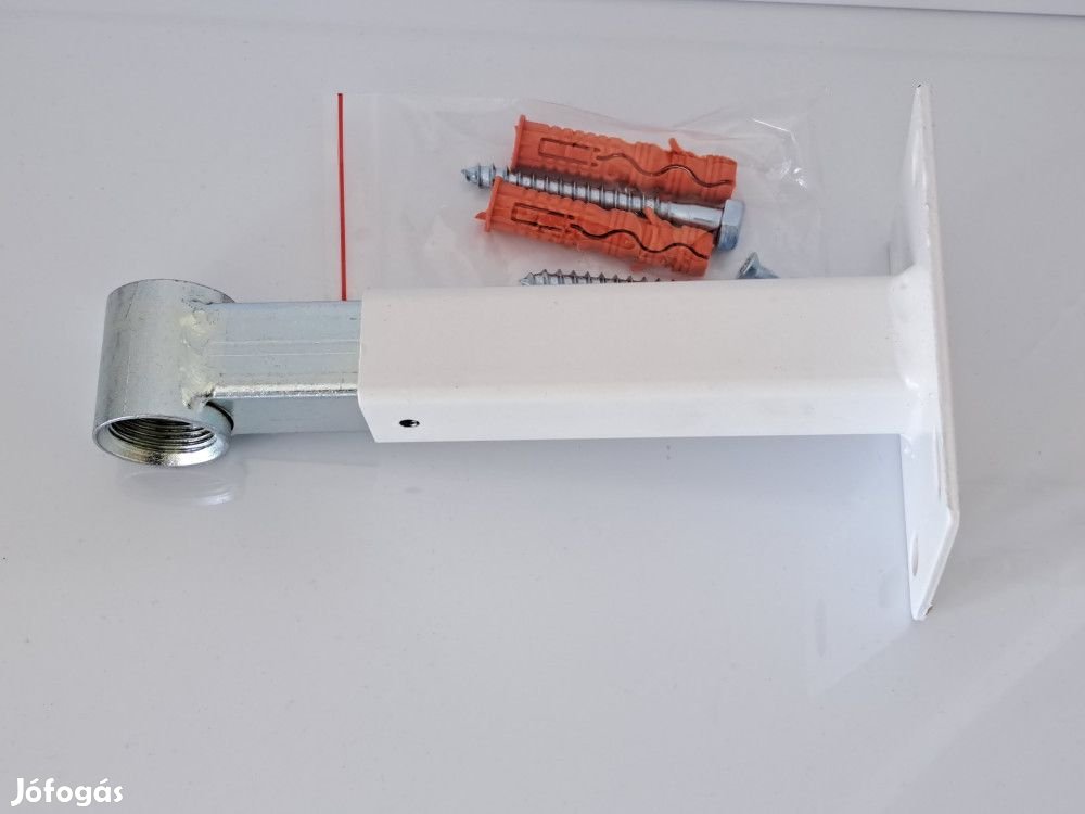 TÁGULÁSI TARTÁLY KONZOL 3/4" ÁLLÍTHATÓ