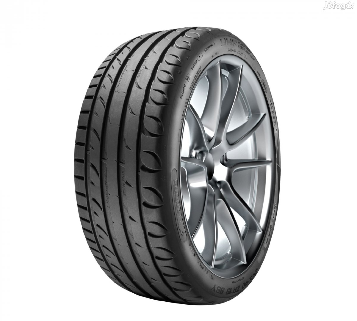 TAURUS ULTRA HIGH PERFORMANCE 101W 225/55R17 XL FR (Peremvédős) W