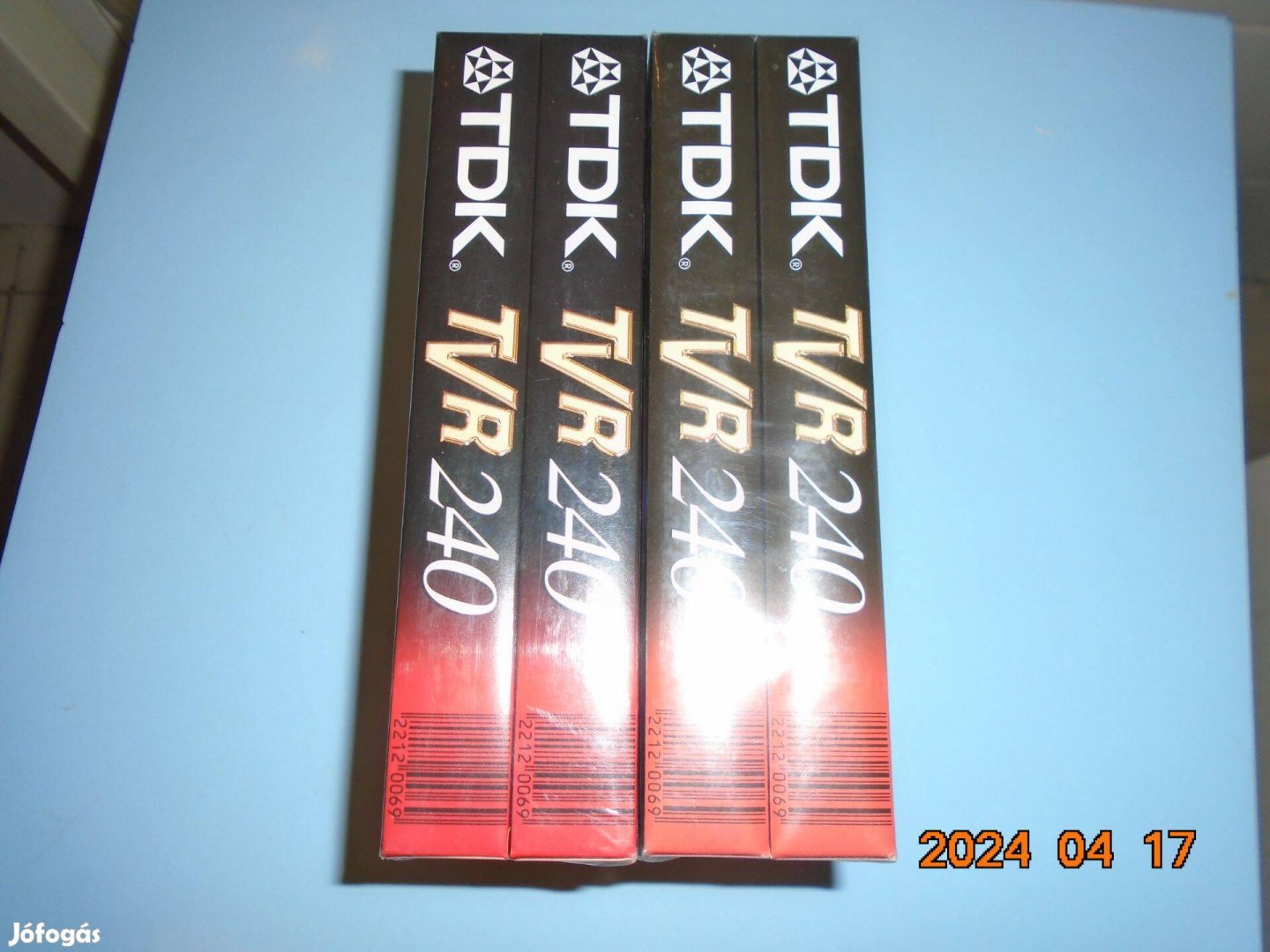 TDK TVR bontatlan új VHS kazetta 4 db. egyben