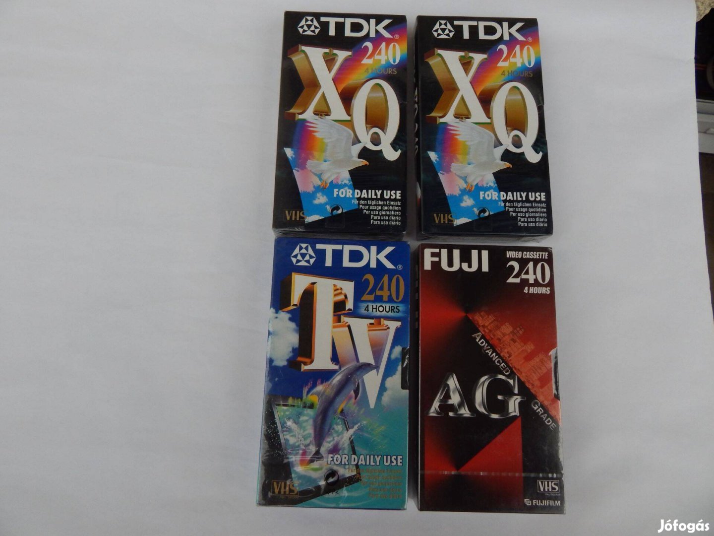 TDK és Fuji 240 perces VHS kazetták Bontatlan Fóliás