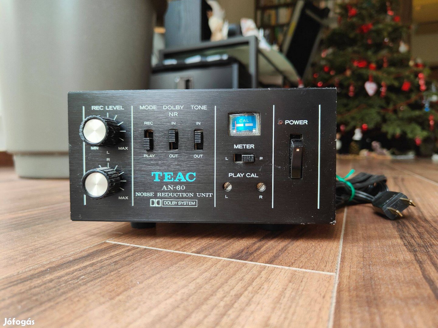 TEAC AN-60 zajcsökkentő egység