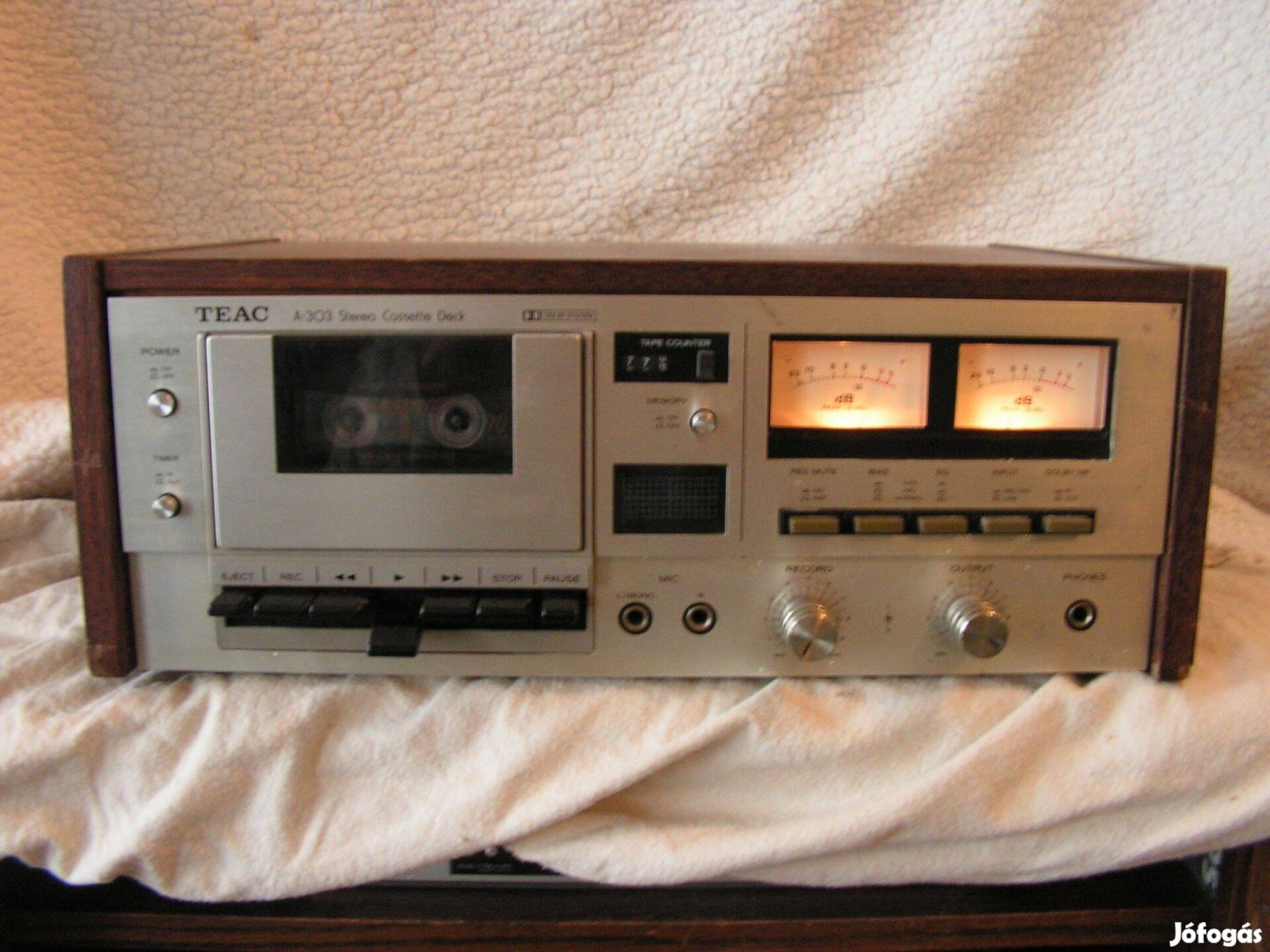 TEAC A 303 sztereó kazattás magnó - deck. Fa dobozos !