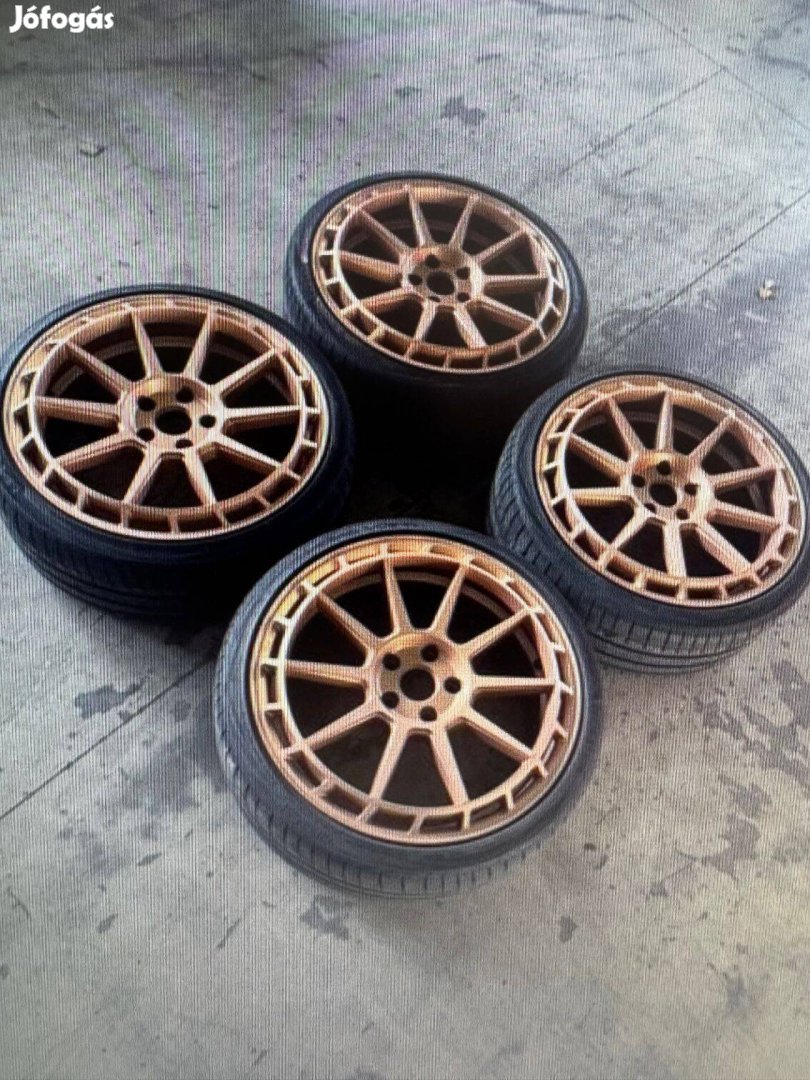 TEC-SSW GT8 8,5X19 ET45 5X112 66.5 gyári fényezéssel eladó