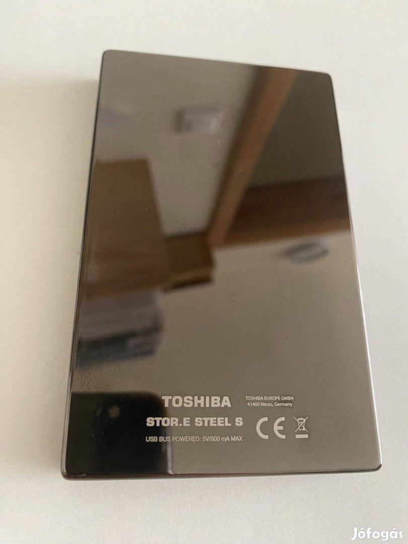 TOSHIBA Stor.E Steel S 250GB 2,5" külső SSD eladó