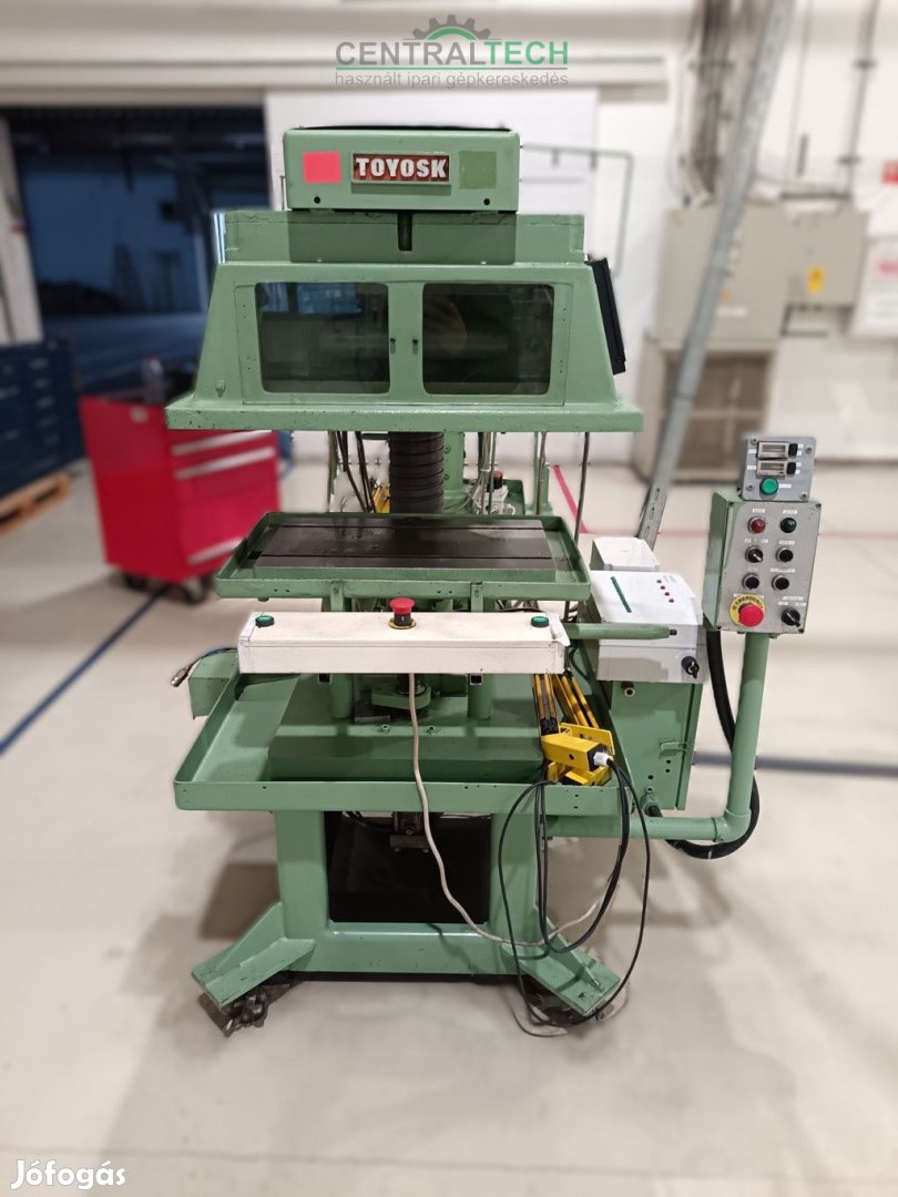 TOYOSK 01C550T fix orsókiosztású 48 többorsós menetfúró, fúrógép