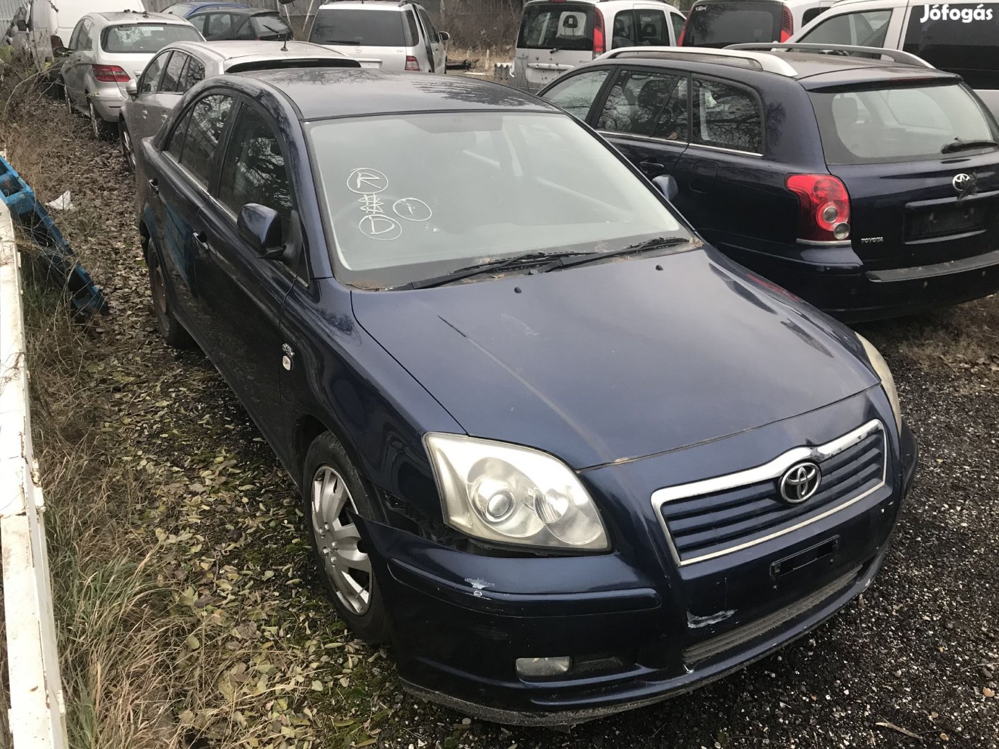 TOYOTA AVENSIS 2,0D JOBB K, MANUAL eladó