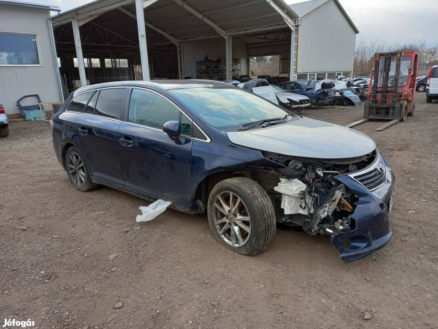 TOYOTA AVENSIS 2,0D T27 JOBB K, MANUAL eladó