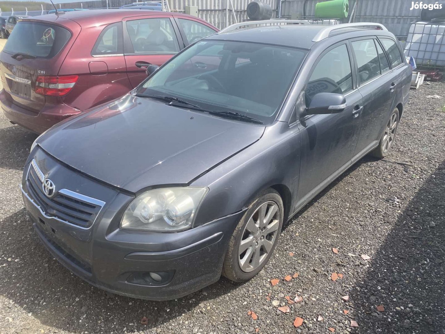TOYOTA AVENSIS 2,2D COMBI JOBB K, MANUAL eladó