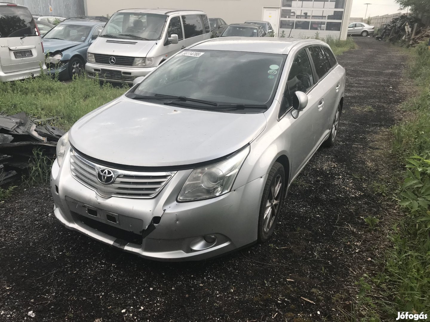 TOYOTA AVENSIS D4D JOBB K, MANUAL eladó