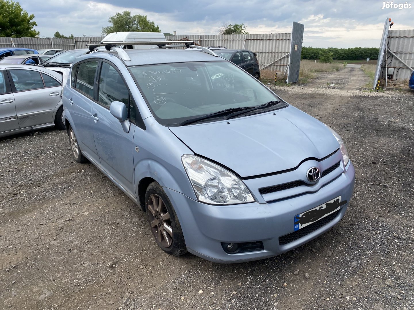 TOYOTA COROLLA VERSO 2,2D JOBB K, MANUAL eladó