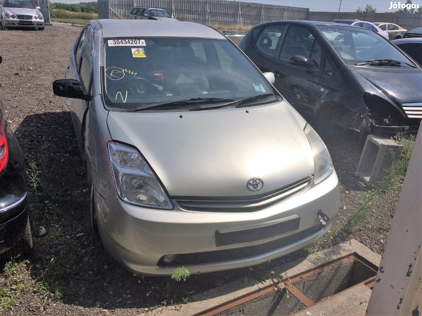 TOYOTA PRIUS HYBRID JOBB K, AUTOM eladó