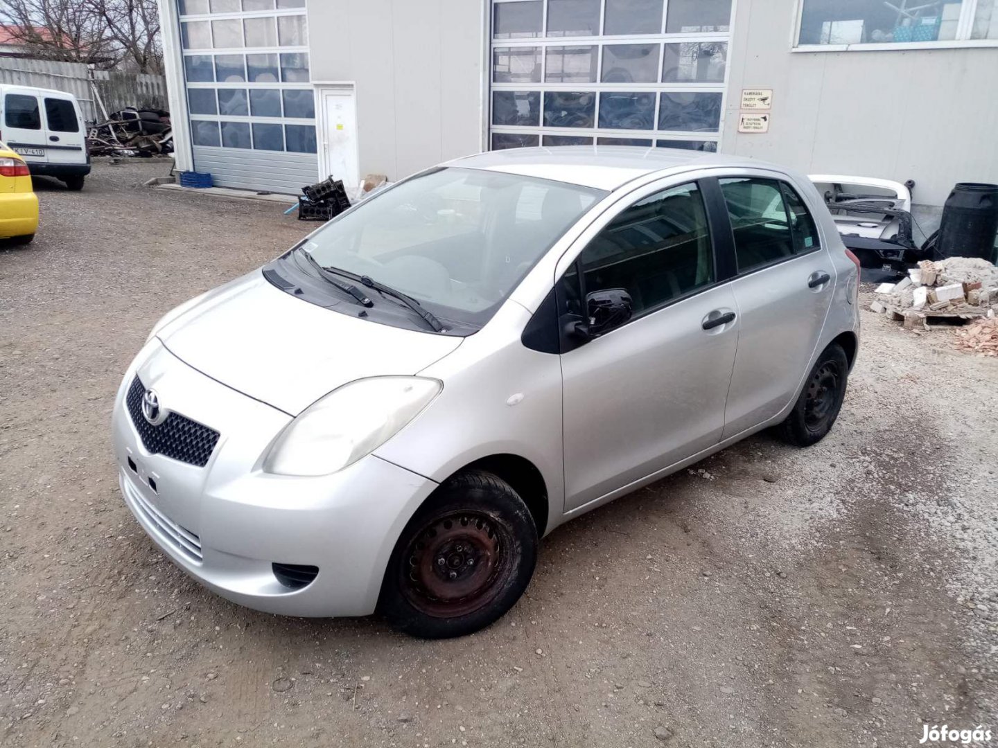 TOYOTA YARIS 1,2 BAL K, MANUAL eladó