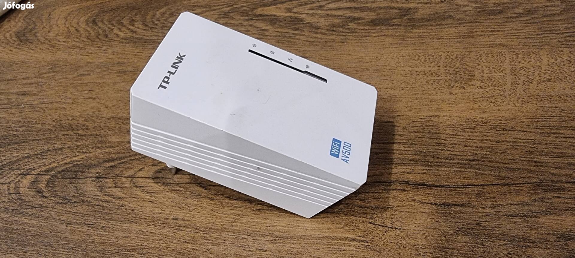 TP-Link TL-WPA4220 AV500 Wifi jelerősítő áramköri jeltovábbító