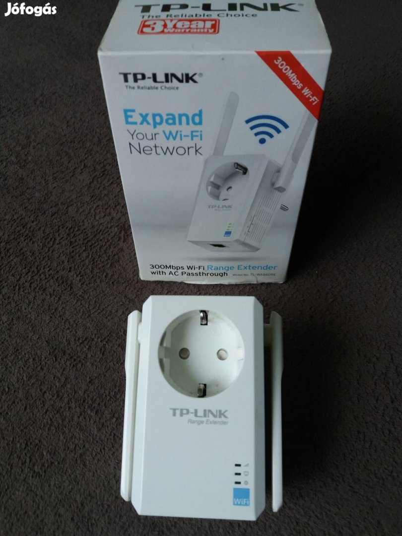 TP-Link vezeték nélküli Wifi jelerősítő.