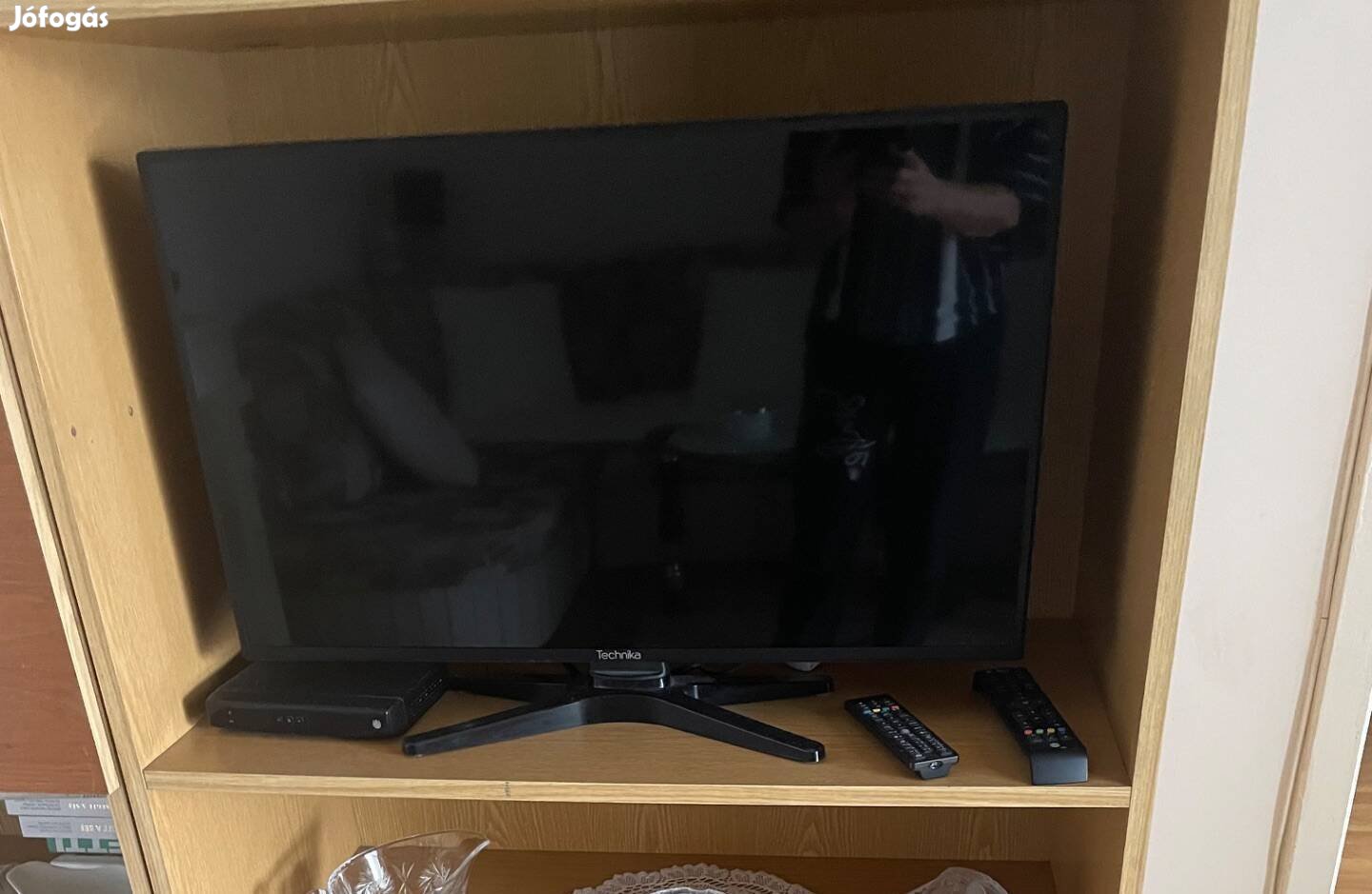 TV Technika 100 cm átmérője