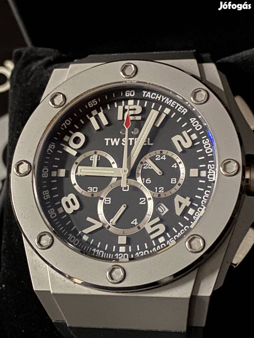 TW Steel CEO Tech Black/Leather  Zafír Üveg Chronograph Quartz ?48 mm