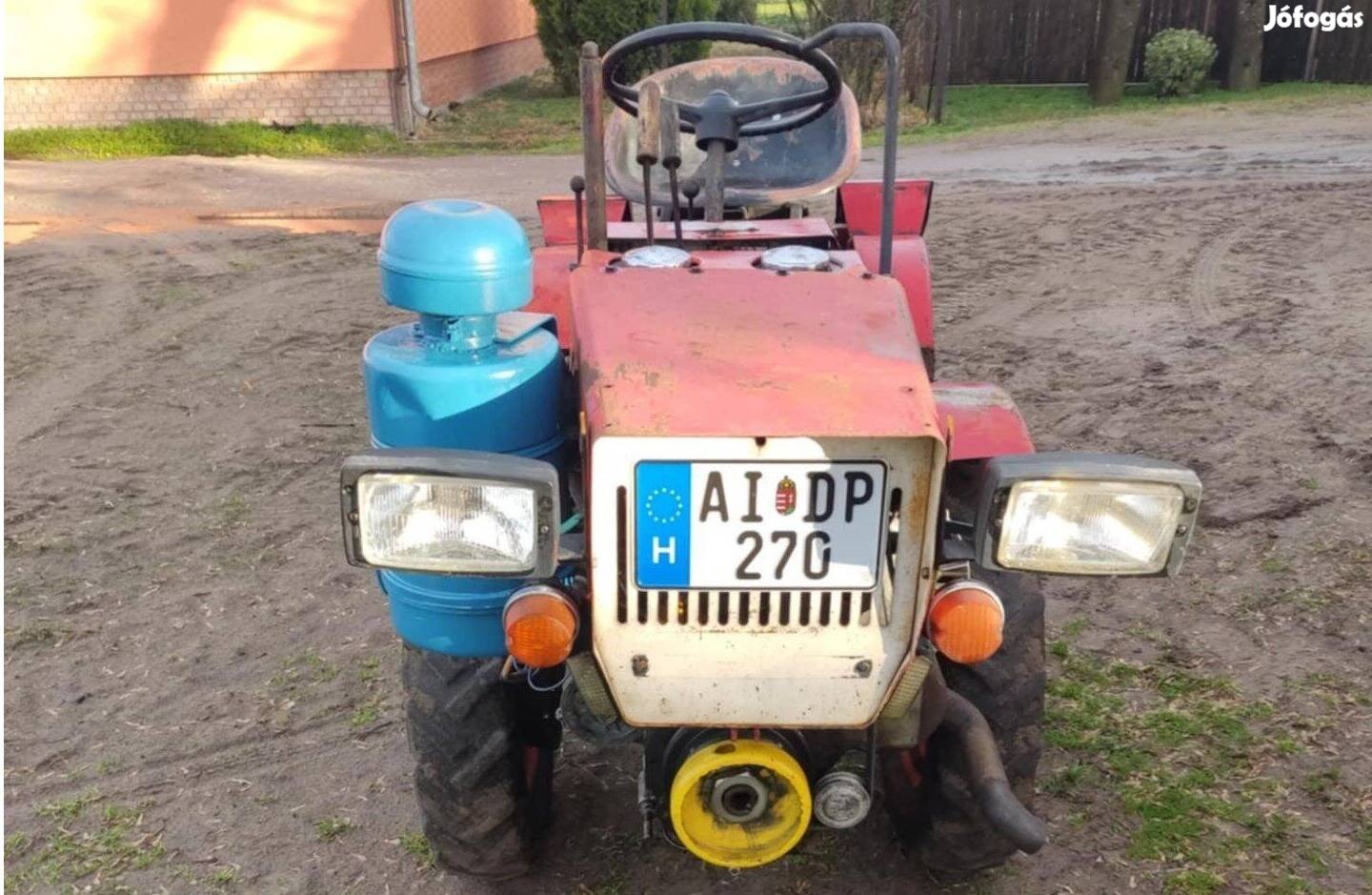 TZ4K kistraktor, pótkocsival
