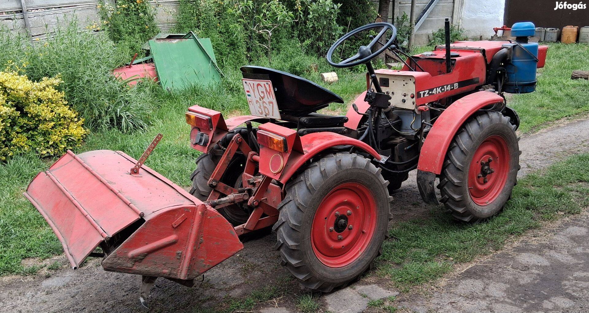 TZ4K kistraktor és talajmaró
