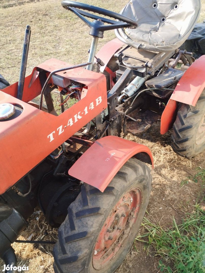 TZ-4K kertitraktor alkatrész