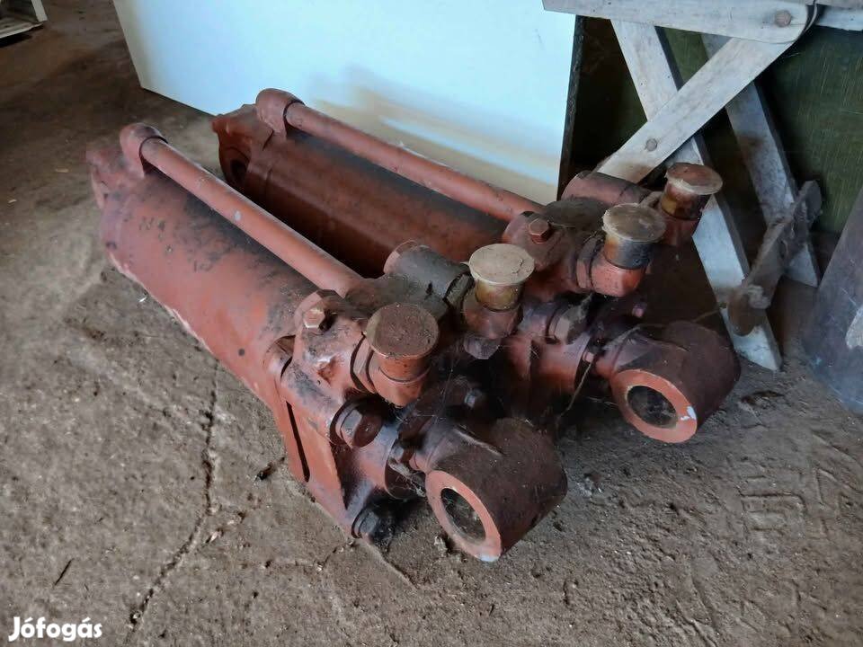 T-150 hátsó. Rigol eke gyári új munkahenger eladó