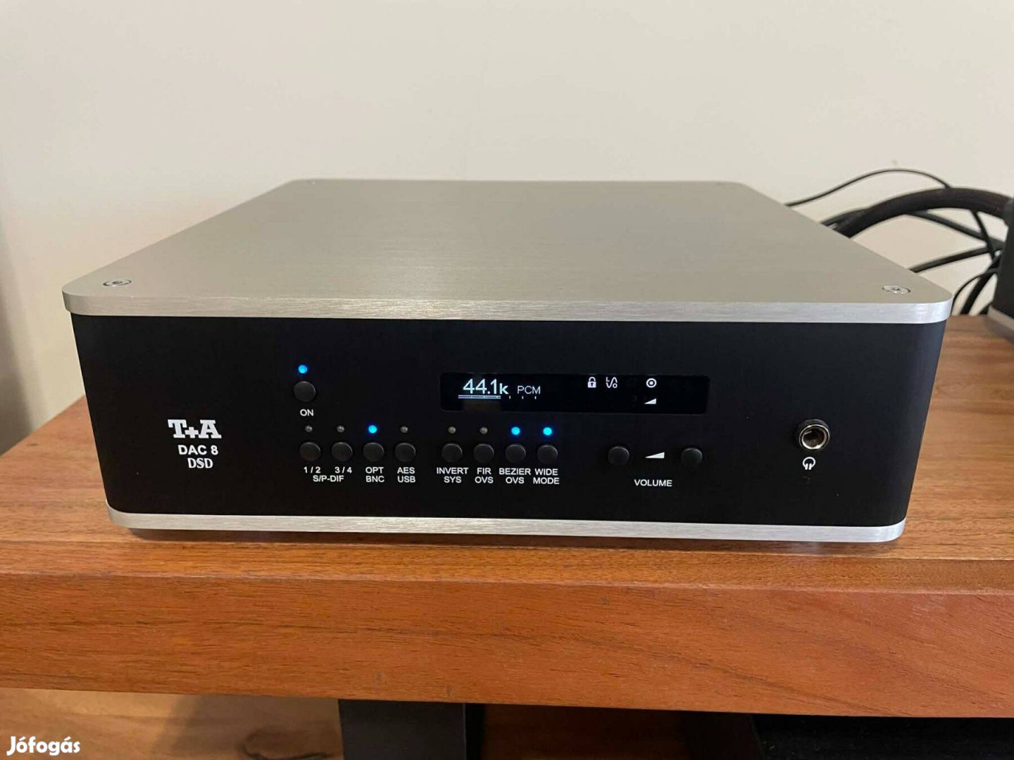 TA DAC8 DSD és AMP8 Sztereó végerősítő
