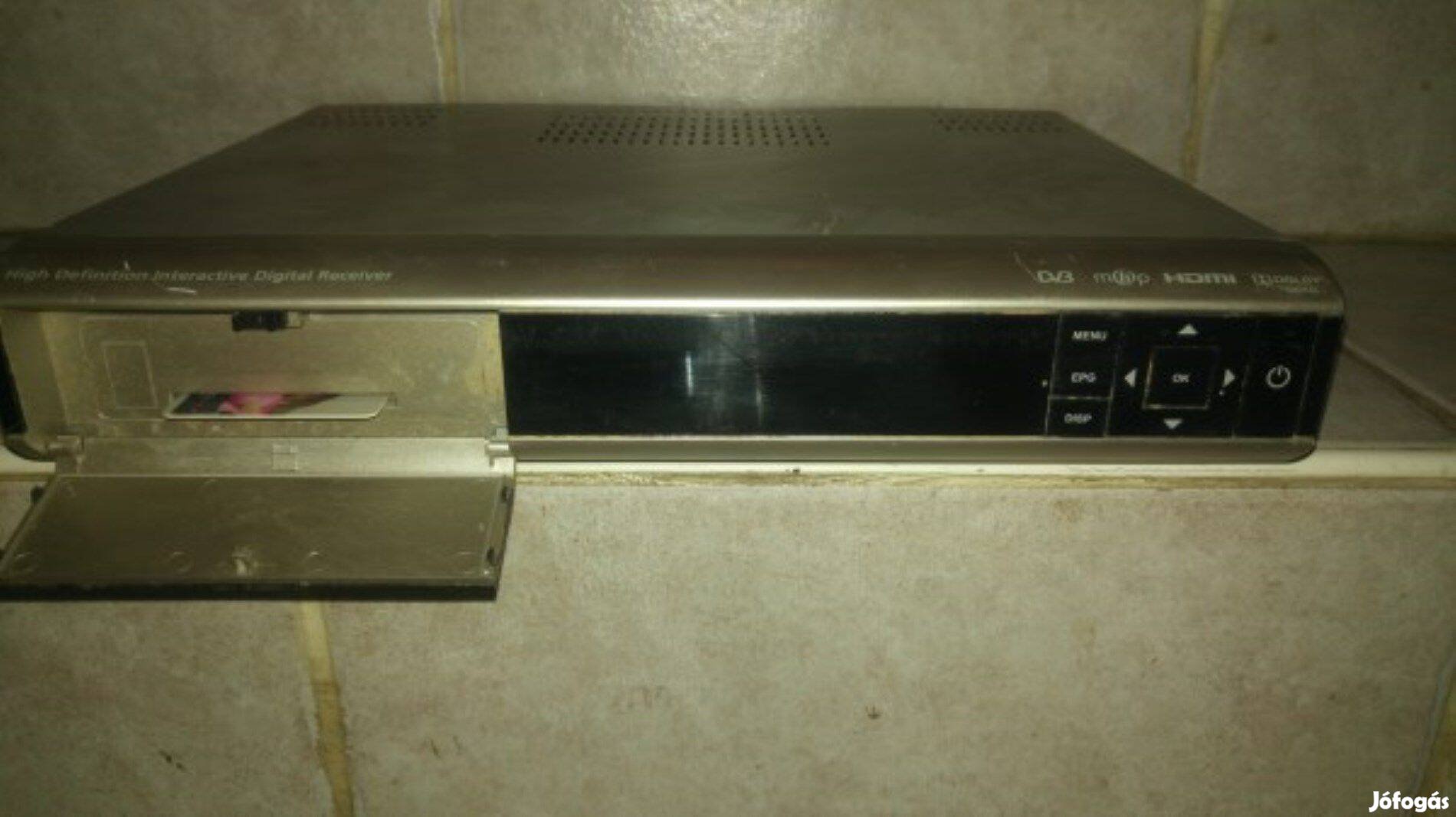 T-Home ADB 5800 S SAT TV vevőegység távirányító nélkül