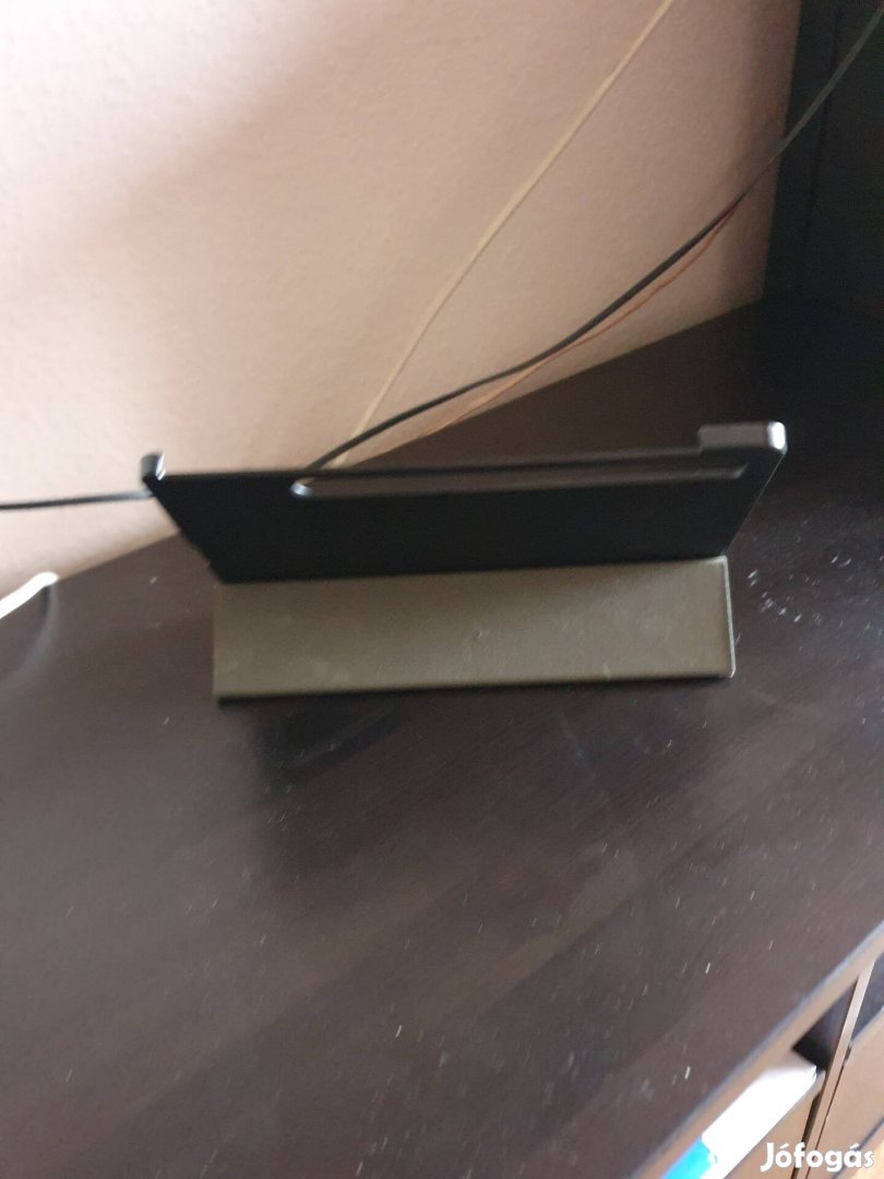 Tablet universalis tok 10-11 olcsón eladó új állapotban