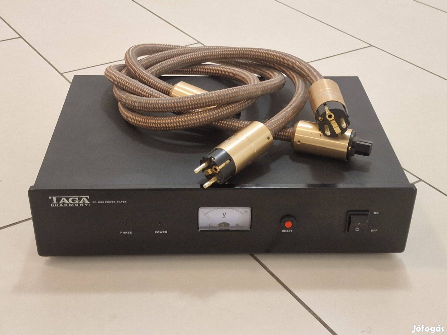 Taga harmony PF-2000 és Accuphase