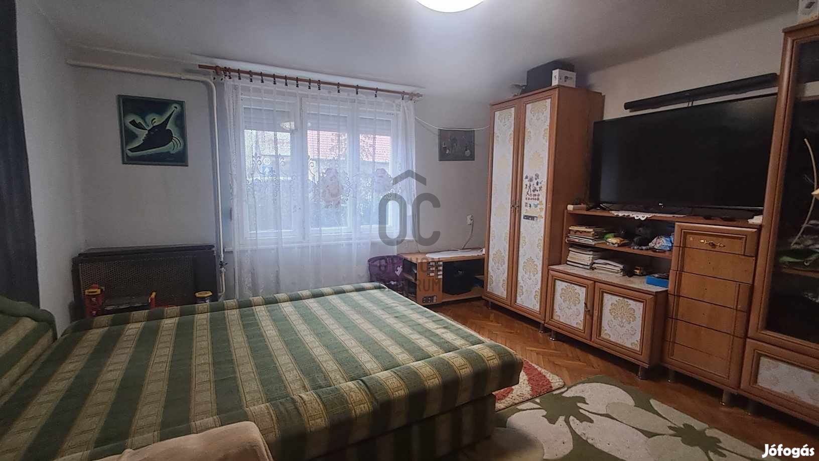Tágas terek, nyugodt környezet - 3 szobás családi ház eladó!