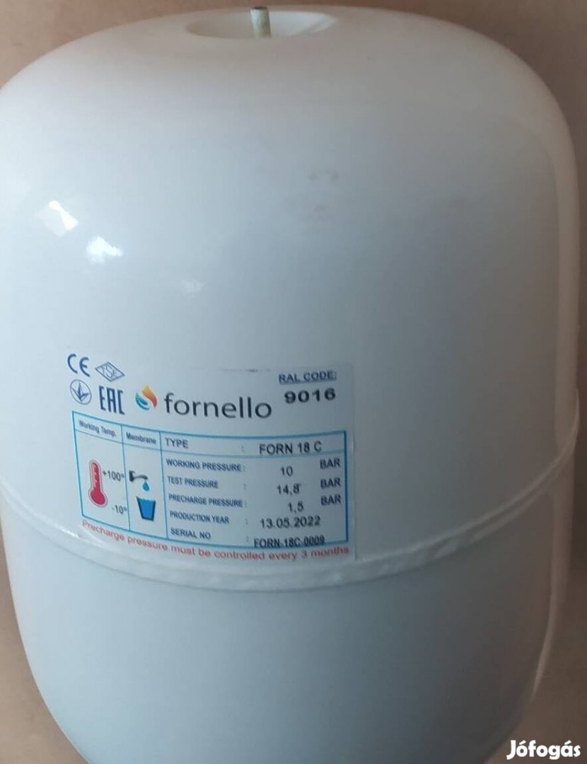 Tágulási tartály 18 liter hibás