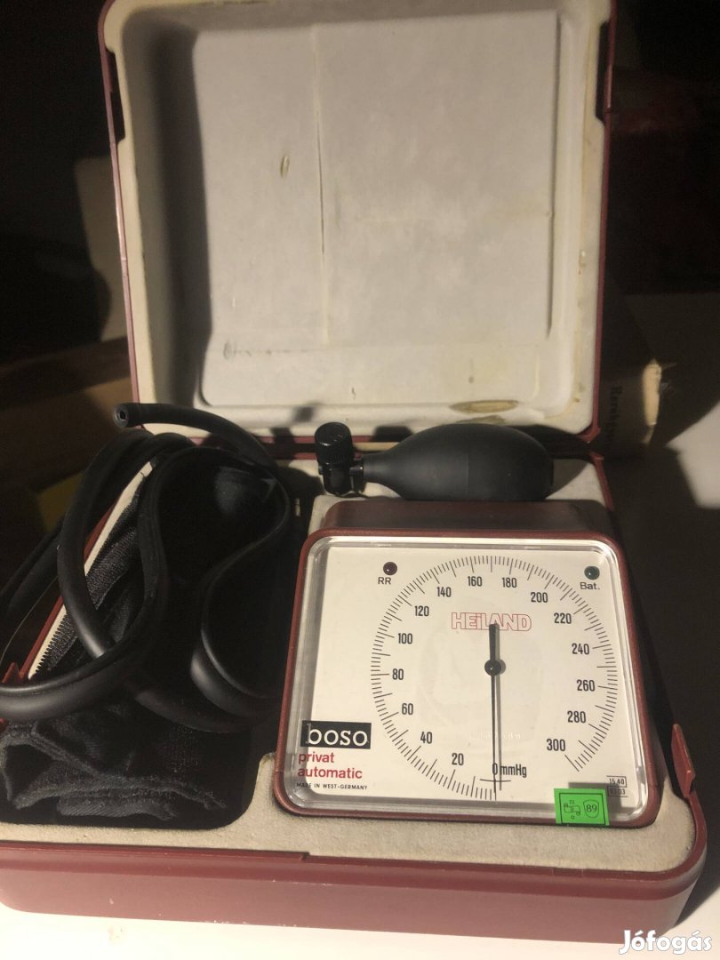 Takarékos áram mentes vérnyomásmérő