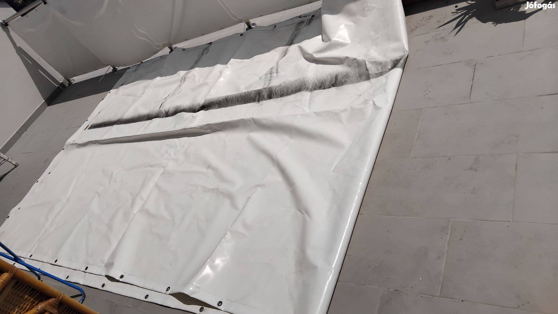 Takaróponyva eladó