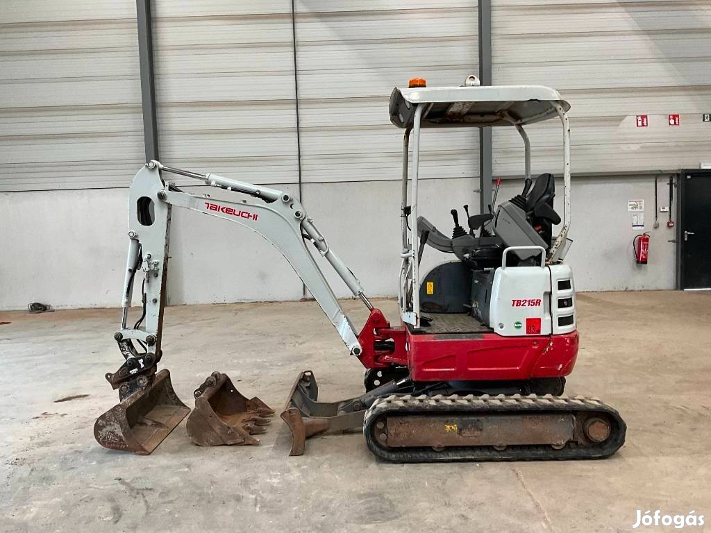 Takeuchi TB 215 R / 1.468 üzemóra / Lízing 20%-tól