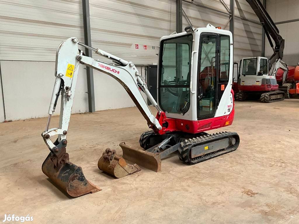 Takeuchi TB 216 / 1.594 üzemóra / Lízing 20%-tól