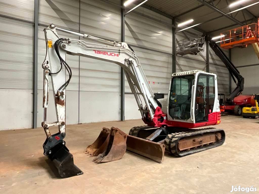 Takeuchi TB 285 / 5 679 üzemóra / Lízing 20%-tól