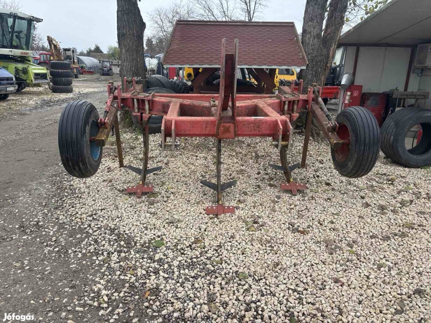 Talajlazító Ih 3 késes altalajlazító lazító