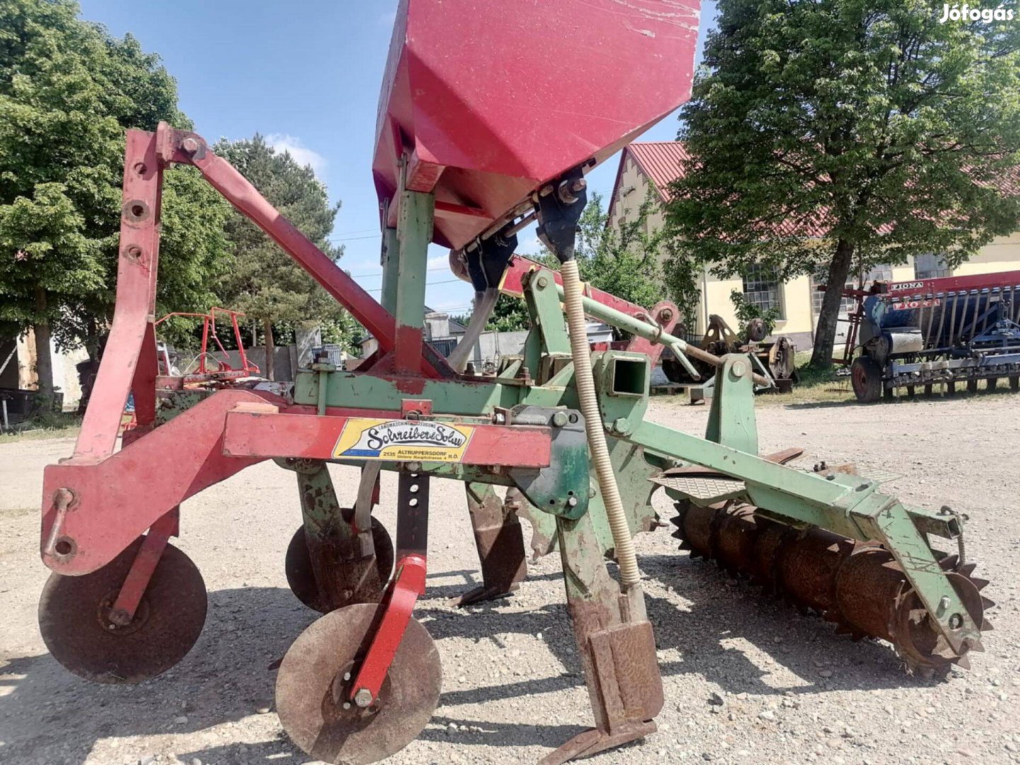 Talajlazító , gruber 120 cm.-es, műtrágya adagolóval