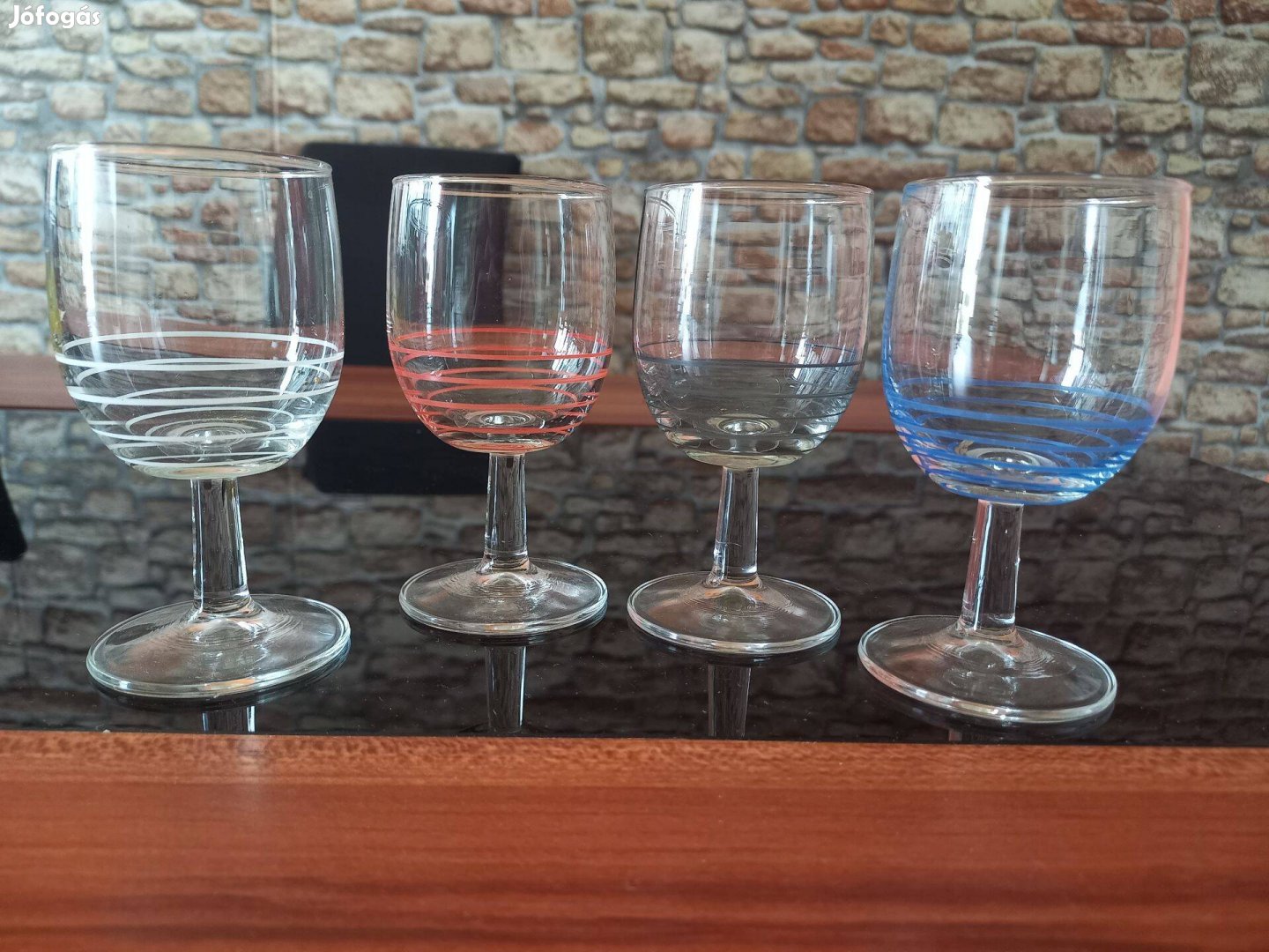 Talpas boros likörös pohár szett 4db