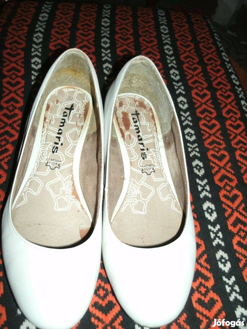 Tamaris 36-os fehér cipő sarka 4, 5 cm