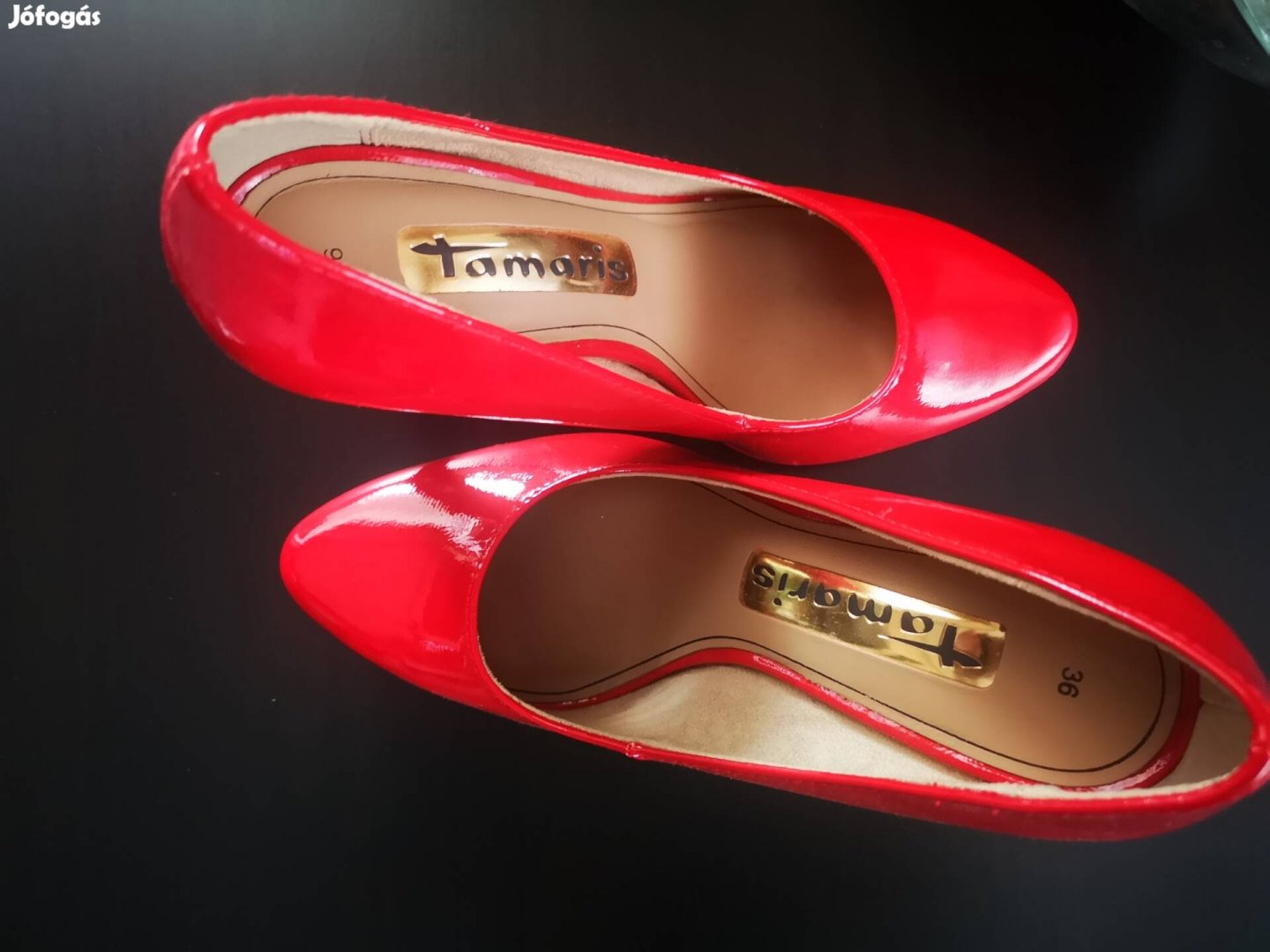 Tamaris 36-os piros alkalmi új cipő 