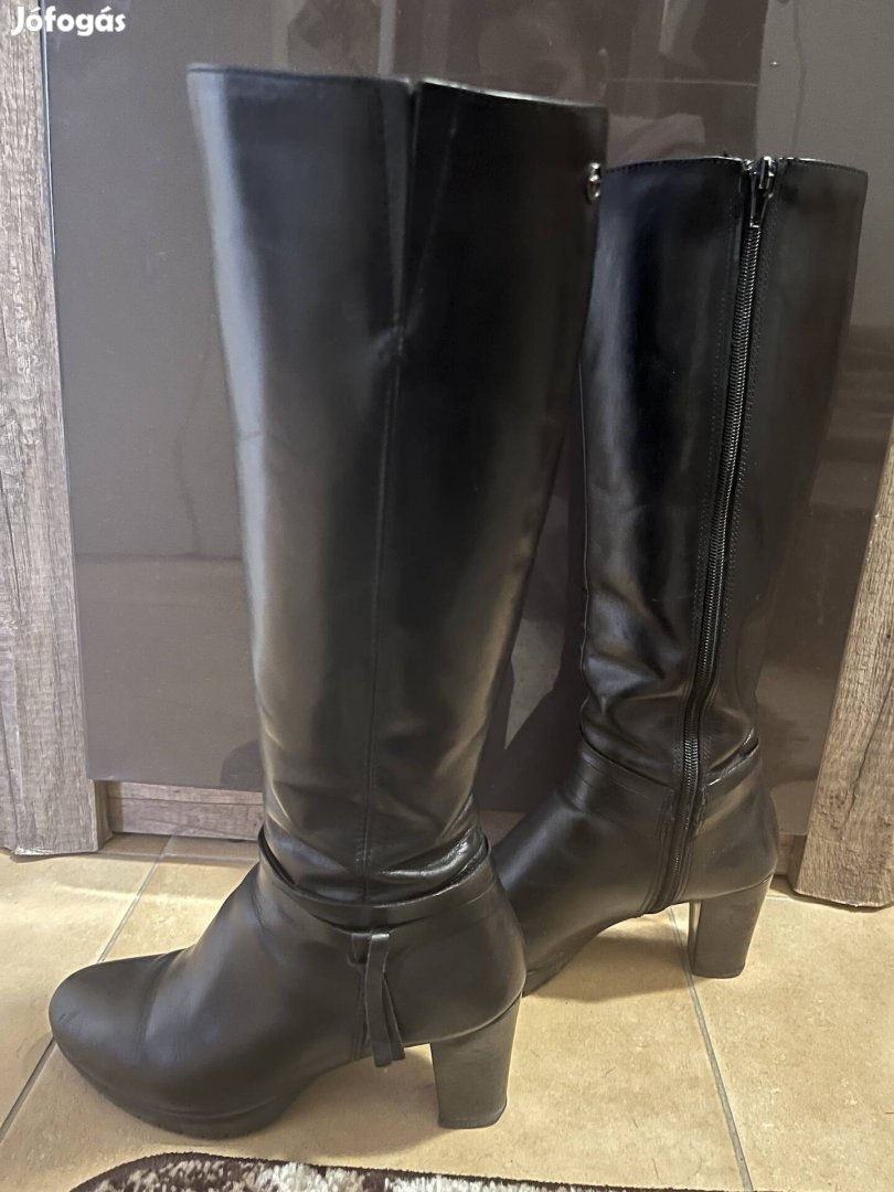 Tamaris bőr csizma 36-37