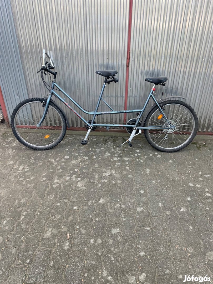 Tandem kerékpár