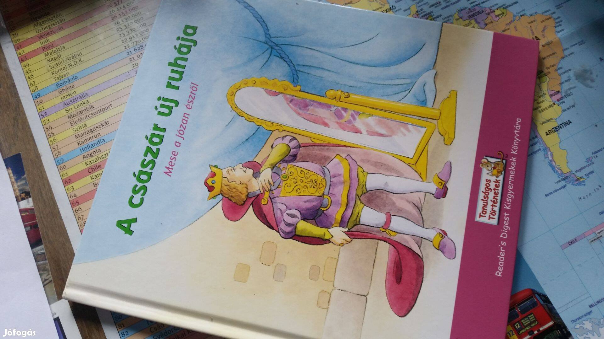 Tanulságos történetek A császár új ruhája illemtan kis