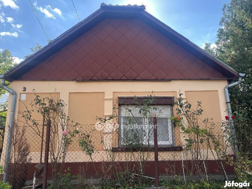 Tápiószelei eladó 50 nm-es ház